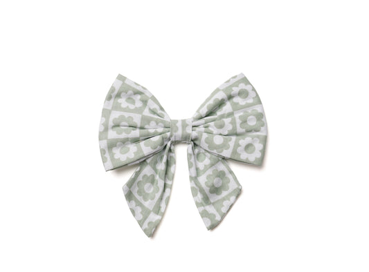 Sailor Bow