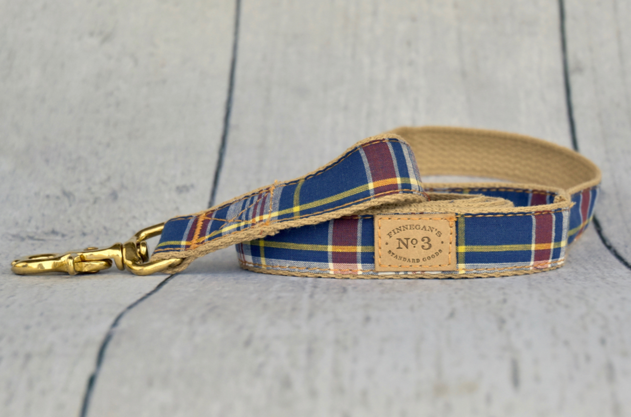 Nautical Plaid Lead